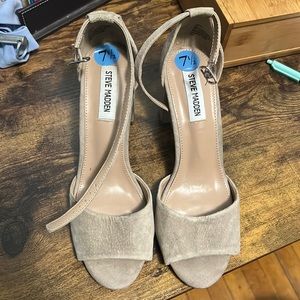 Steve Madden  chunky heel sandals